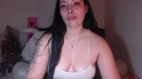 Snapshot of salomefox2 chatting on February 11, 2025, 4:22 am yenny online show from February 11, 2025, 4:22 am