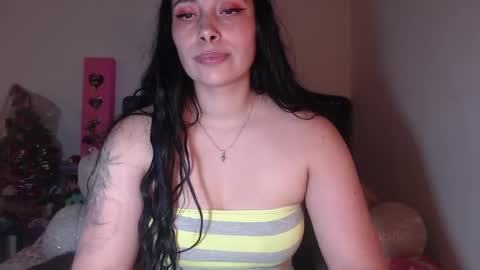 Snapshot of salomefox2 chatting on February 23, 2025, 4:07 am yenny online show from February 23, 2025, 4:07 am