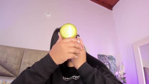 Salome online show from February 5, 2025, 1:22 pm