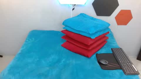 martina online show from February 16, 2025, 5:15 am