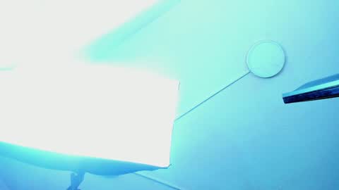 Salomon  Jax and Luca online show from January 10, 2025, 11:11 am