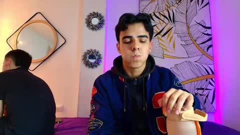 Salomon  Jax and Luca online show from February 23, 2025, 1:46 am