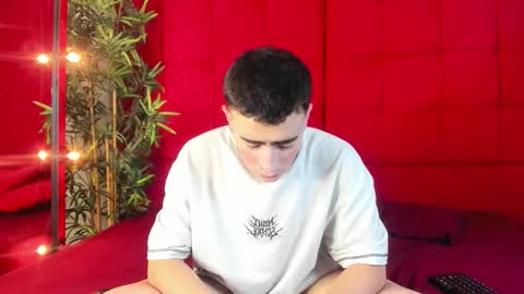Salomon  Jax and Luca online show from September 11, 2025, 12:38 pm
