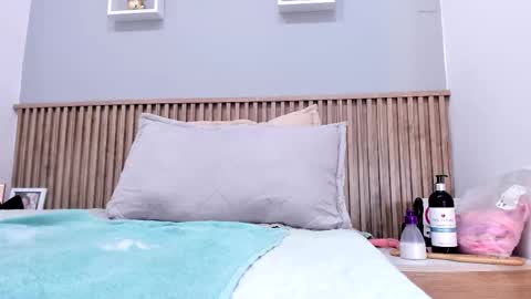 Salome online show from November 15, 2025, 10:34 am