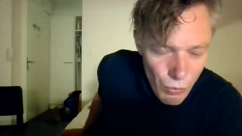 Snapshot of salsapaulus chatting on April 29, 2026, 6:58 pm salsapaulus online show from April 29, 2026, 6:58 pm