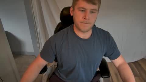 SaltedSailor online show from November 12, 2025, 9:03 pm