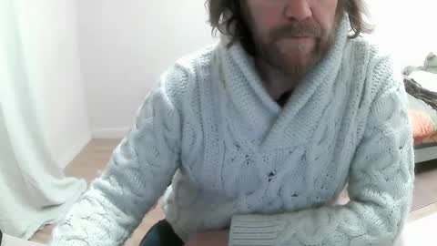 Saltimbanquier  Salt  ou  Banquier  online show from February 4, 2025, 11:16 am