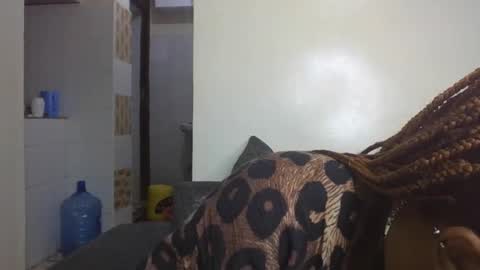 salty_surprise_ online show from December 1, 2024, 11:36 pm