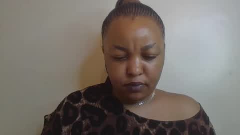 salty_surprise_ online show from January 16, 2025, 2:41 am