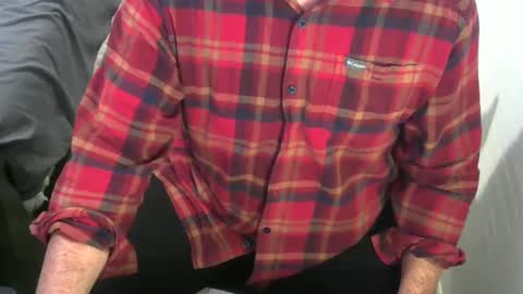 Saltyy online show from December 31, 2024, 2:25 pm