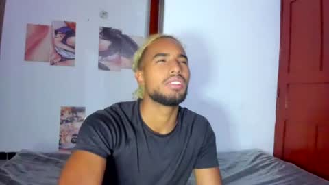 Snapshot of salvatore_amator chatting on June 10, 2026, 4:01 am salvatore_amator online show from June 10, 2026, 4:01 am
