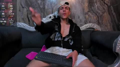 SALVATORE online show from September 18, 2025, 3:03 pm