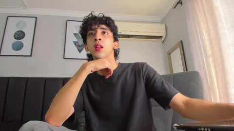 salvatore  online show from March 11, 2025, 2:40 pm