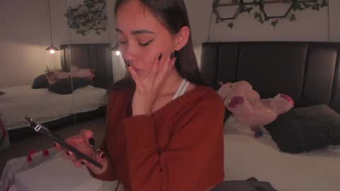 Stefana    or    Samchispas online show from December 5, 2024, 11:51 pm