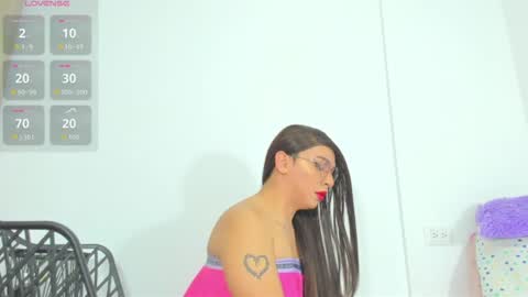 Snapshot of sam302_ chatting on July 27, 2026, 9:22 pm Sam online show from July 27, 2026, 9:22 pm