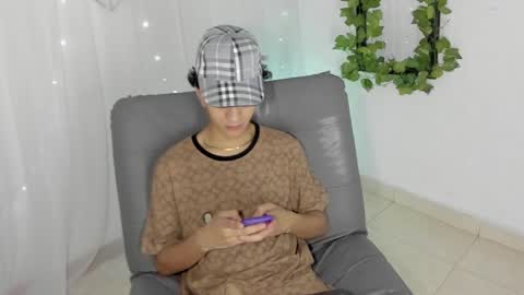 sam__cute online show from January 26, 2025, 6:48 pm