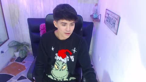 Snapshot of sam_daves chatting on February 1, 2025, 1:20 pm Sam online show from February 1, 2025, 1:20 pm