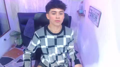 Snapshot of sam_daves chatting on February 3, 2025, 12:47 pm Sam online show from February 3, 2025, 12:47 pm