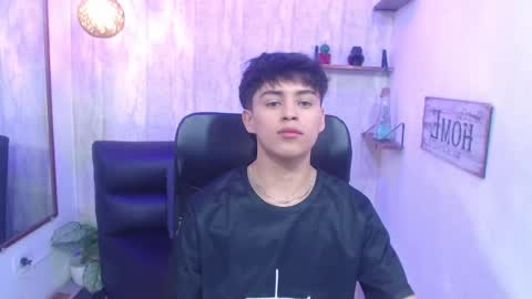 Snapshot of sam_daves chatting on February 6, 2025, 1:21 pm Sam online show from February 6, 2025, 1:21 pm