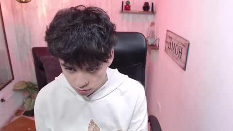 Snapshot of sam_daves chatting on February 20, 2025, 1:51 pm Sam online show from February 20, 2025, 1:51 pm