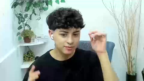 Snapshot of sam_daves_ chatting on March 16, 2026, 3:05 pm Sam online show from March 16, 2026, 3:05 pm