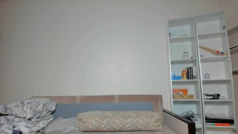 BACK IN 2 WEEKS online show from February 2, 2025, 10:06 pm