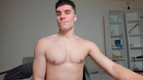 BACK IN 2 WEEKS online show from March 4, 2025, 11:11 pm