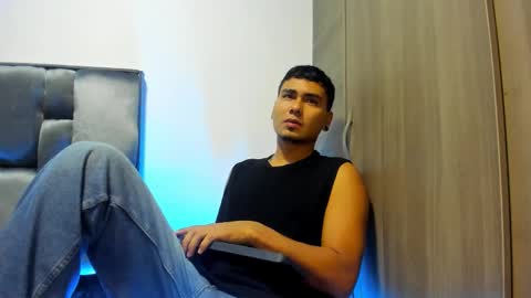 SAM online show from December 22, 2025, 8:00 am