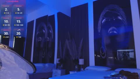 SAM MANSON online show from December 3, 2025, 3:43 pm