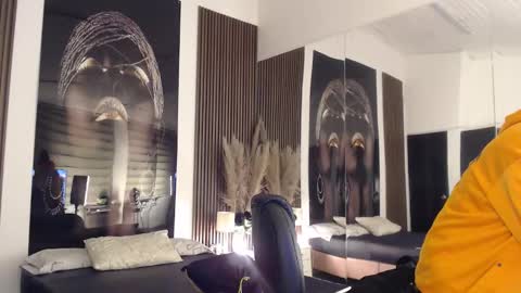 SAM MANSON online show from February 11, 2026, 11:59 am