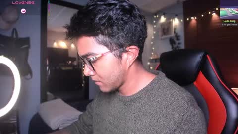 Snapshot of sam_thompson_z chatting on March 6, 2025, 10:47 pm SAMUEL THOMPSON online show from March 6, 2025, 10:47 pm