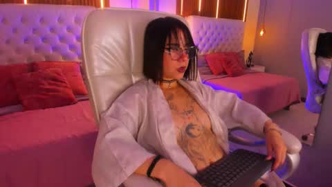 samabiecrussie online show from February 15, 2026, 12:51 am