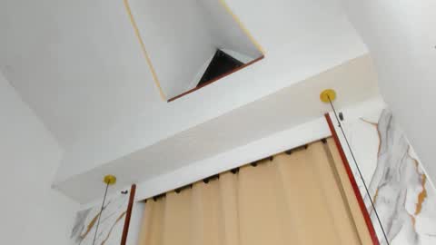 samaelandlilitt online show from November 14, 2025, 10:03 am