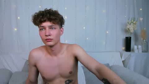 Sam online show from September 17, 2025, 2:08 pm