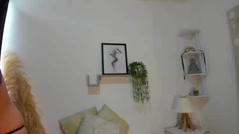 Snapshot of samanta_monroe4 chatting on September 30, 2025, 9:09 pm samanta online show from September 30, 2025, 9:09 pm