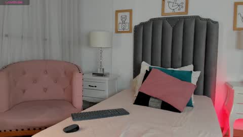  samanta  online show from January 16, 2025, 2:41 am