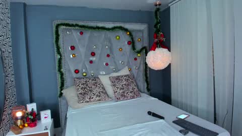 Samanta... online show from December 31, 2024, 4:46 pm