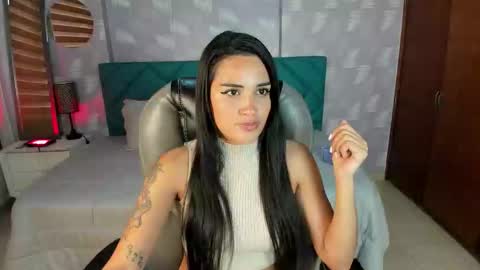 natalia online show from September 11, 2025, 12:27 pm