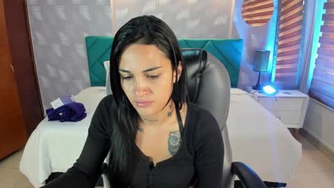 natalia online show from September 17, 2025, 12:51 pm