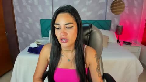 natalia online show from September 29, 2025, 12:32 pm