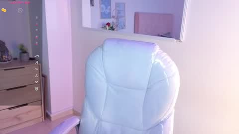 Snapshot of samantha_blow chatting on August 4, 2026, 2:48 am samantha_blow online show from August 4, 2026, 2:48 am