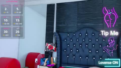 Snapshot of samantha_evans_18 chatting on October 28, 2025, 4:49 am Samantha online show from October 28, 2025, 4:49 am