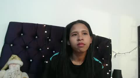 lizzy online show from December 24, 2024, 4:22 am