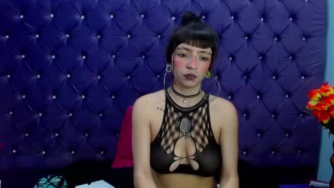 Snapshot of samanthaa_smitth chatting on January 18, 2025, 9:56 am Samantha Smitth online show from January 18, 2025, 9:56 am