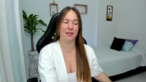 Samantha samy online show from March 1, 2025, 1:43 am