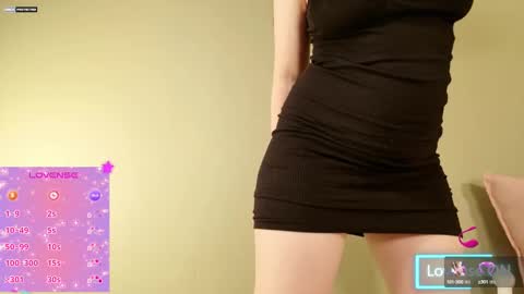 Snapshot of samanthaloves469902 chatting on February 19, 2025, 11:06 am Samanthaxoxo online show from February 19, 2025, 11:06 am