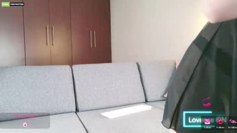 Snapshot of samanthaloves469902 chatting on November 3, 2025, 2:02 am Samanthaxoxo online show from November 3, 2025, 2:02 am