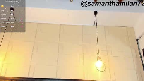 Alejandra  online show from November 26, 2025, 10:05 am