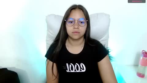 Samantha online show from December 17, 2024, 1:27 pm