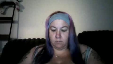 samanthasweetheart0402 online show from June 6, 2026, 3:11 am